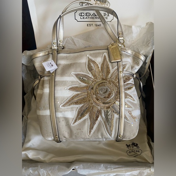 Coach Handbags - New COACH Audrey Sun Beach Sequin Motif Canvas Cinch Tote Purse Beautiful Elegan